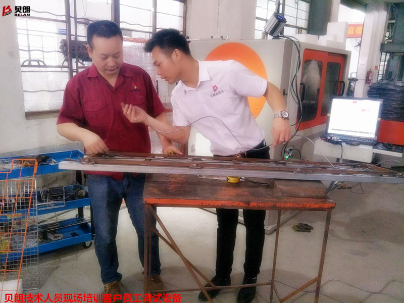 因為專注、所以專 業(yè)——貝朗數(shù)控彎線機(jī)