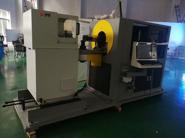 貝朗自動(dòng)化車(chē)螺紋折彎組合機(jī) 貝朗自動(dòng)化車(chē)螺紋折彎組合機(jī)